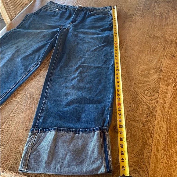 Wide Cuff, High Rise Jeans - Picture 6 of 12